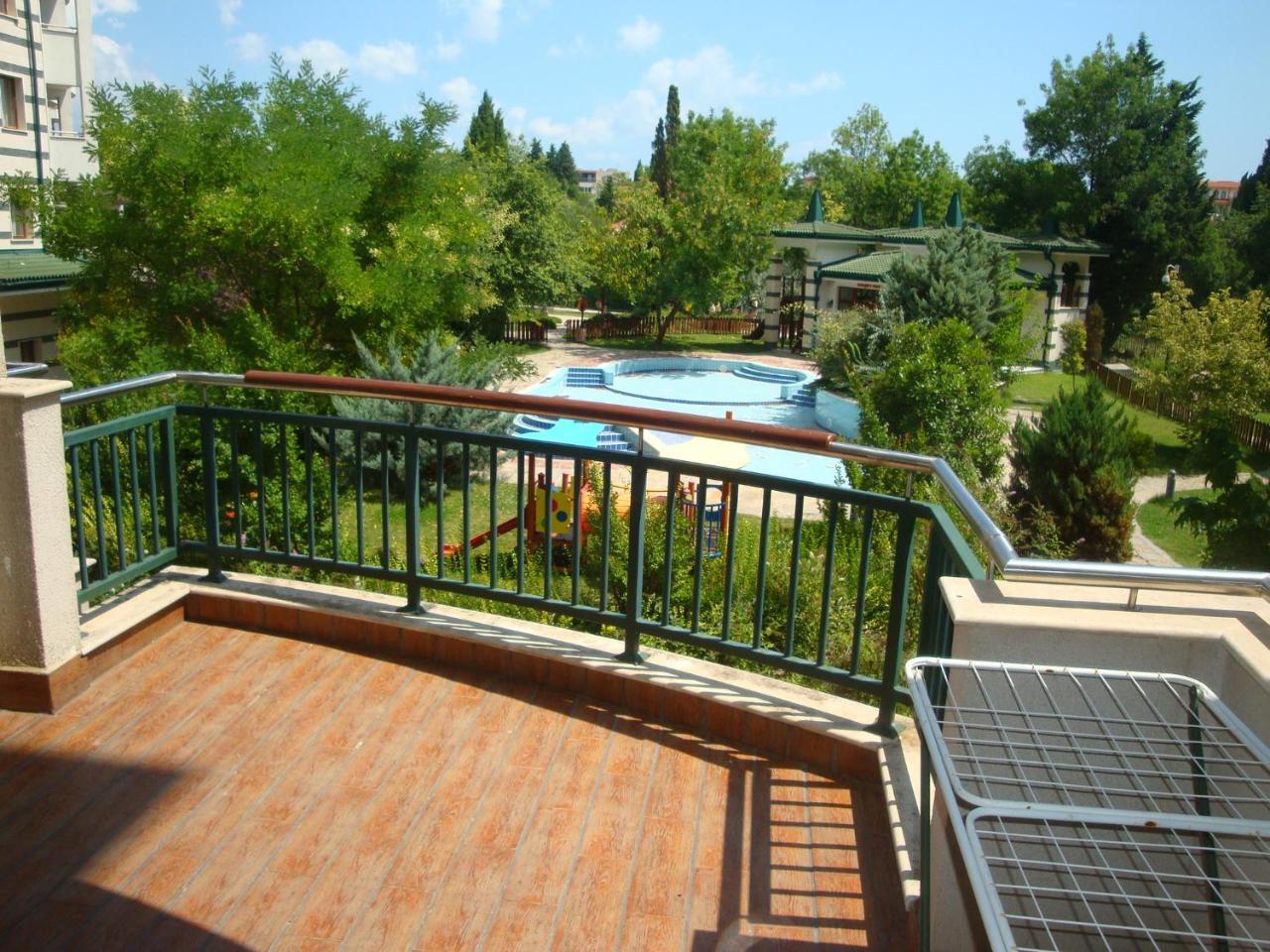 Kalina Private Apartments In Emerald Resort, Ράβντα Εξωτερικό φωτογραφία