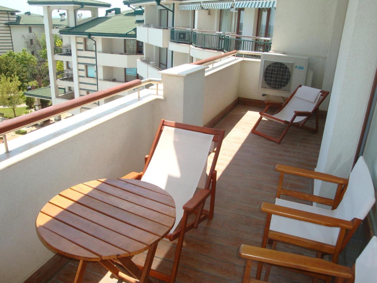 Kalina Private Apartments In Emerald Resort, Ράβντα Εξωτερικό φωτογραφία